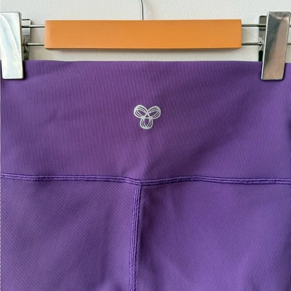 TNA Rib Atmosphere Hi-Rise Short - Picture 4 of 6